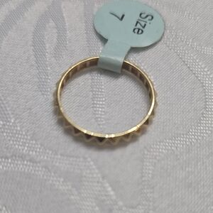 Elegant Gold-Tone Ring